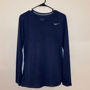 Women’s Nike Long Sleeve Dri-Fit Shirt Size M